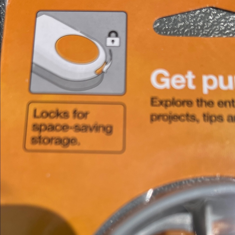 Fiskars 1.5 Inch Label Punch - Picture 6 of 6